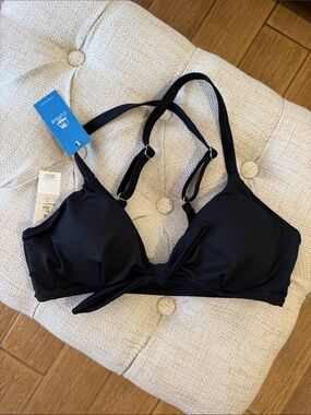 Cupshe Black Knot-Front Wireless Plunge Bikini Top Small